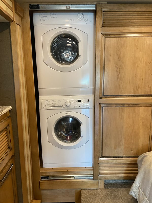 2019 Tiffin Allegro RED 33aa, Class A Diesel RV For Sale By Owner in
