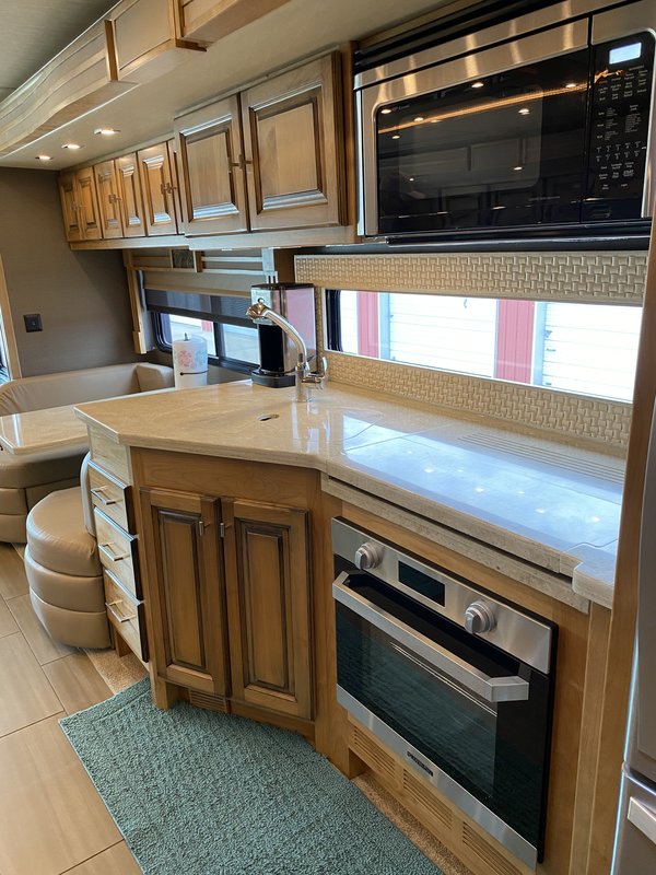 2019 Tiffin Allegro RED 33aa, Class A Diesel RV For Sale By Owner in
