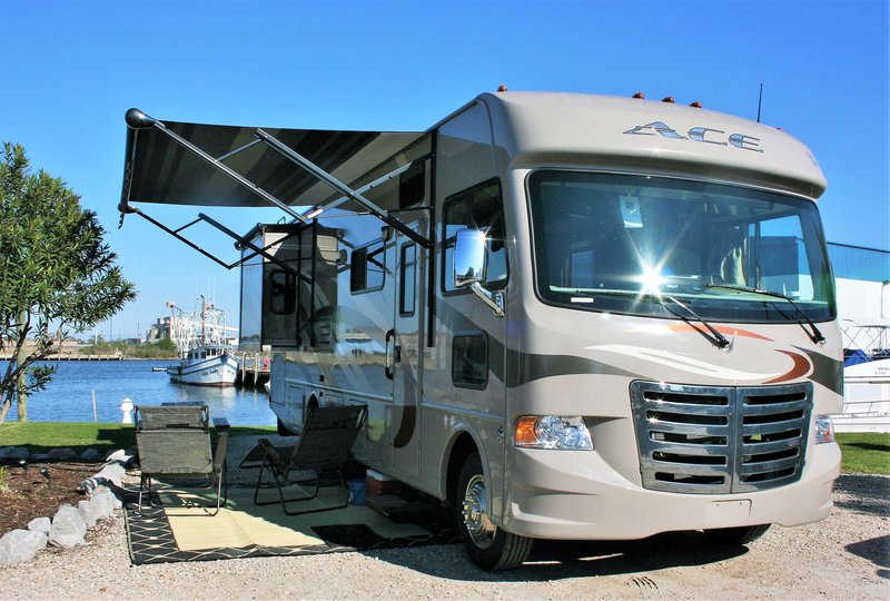 2014 Thor Motor Coach A.C.E. 30.1, Class A Gas RV For Sale By Owner
