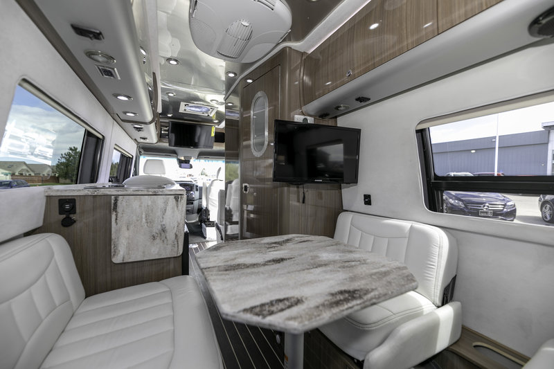 2017 Airstream Interstate LOUNGE 3500 EXT, Class B RV For Sale By Owner