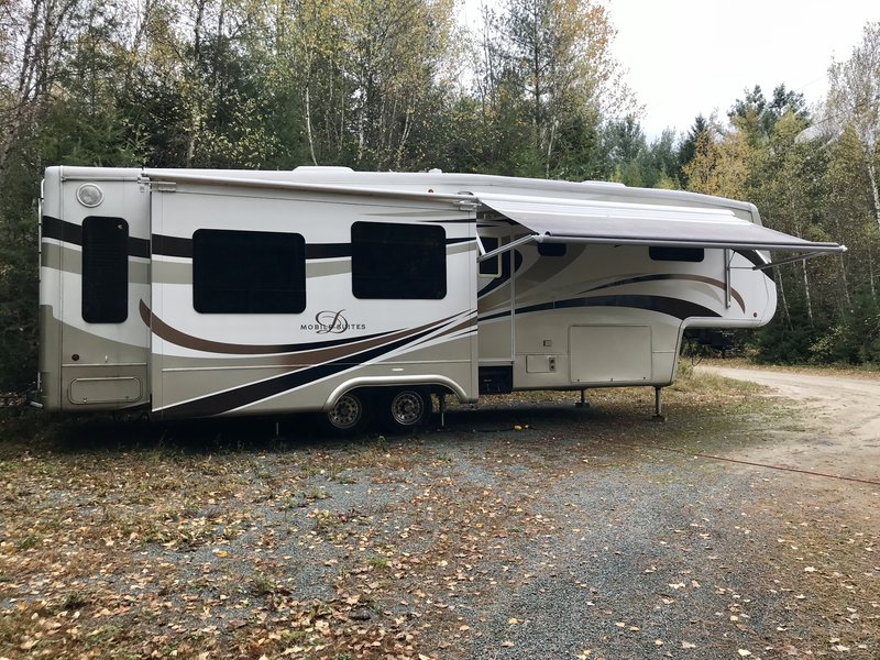 2010 DRV Mobile Suites 36TK3, 5th Wheels RV For Sale By Owner in