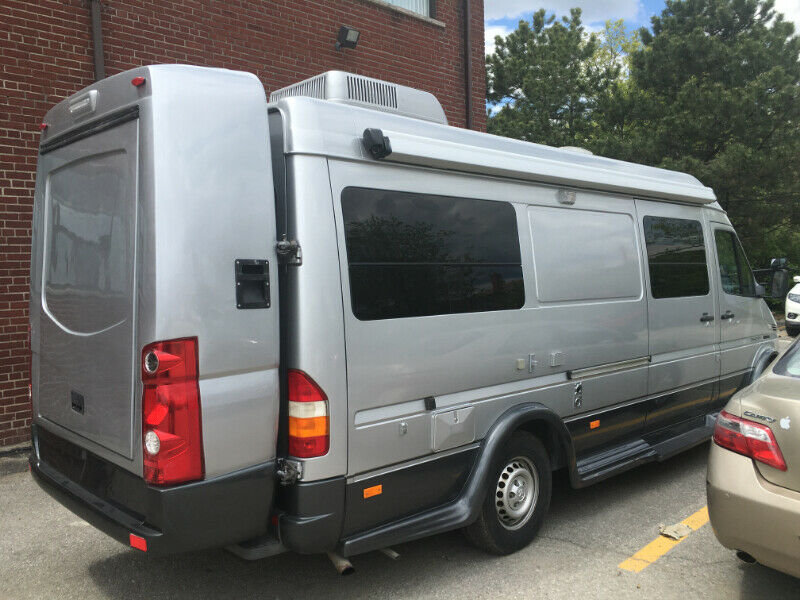 leisure travel vans canada for sale
