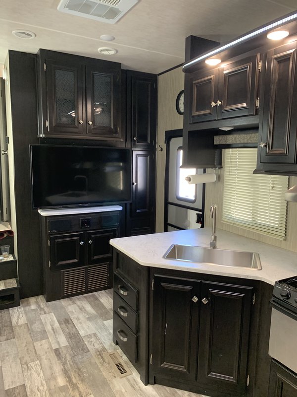 2018 Heartland Fuel 335, Toy Haulers 5th Wheels RV For Sale By Owner in