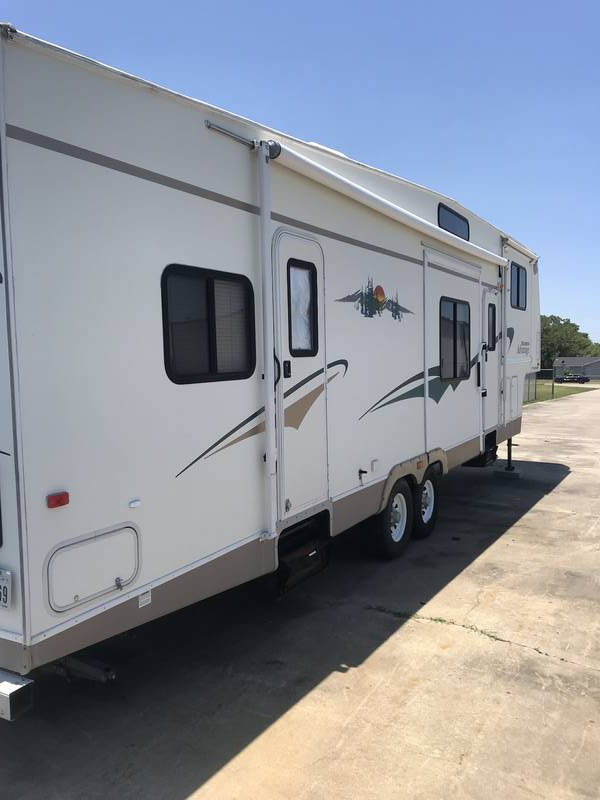 2004 Fleetwood Wilderness Advantage, 5th Wheels RV For Sale By Owner in