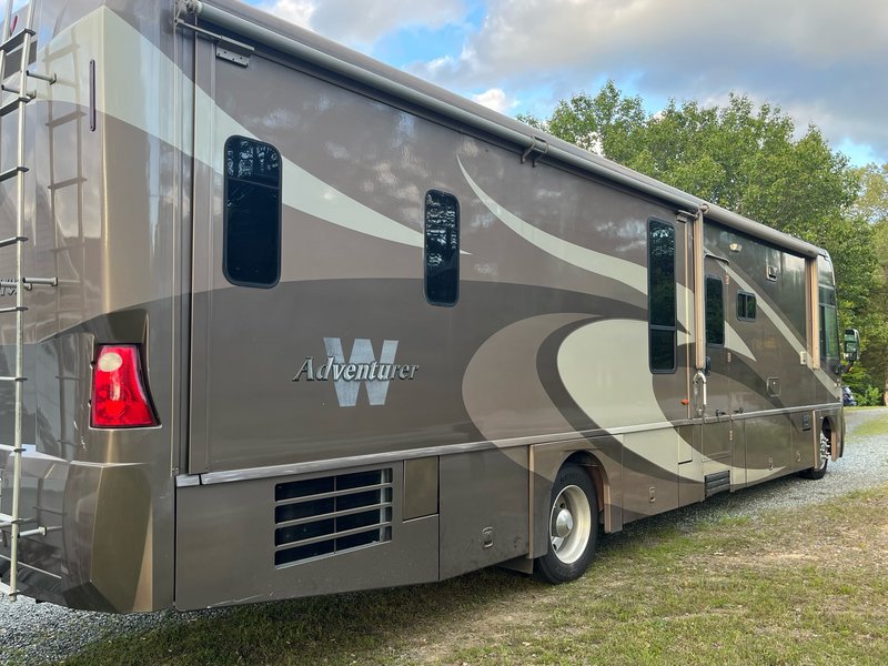 2008 Winnebago Adventurer 38T, Class A - Gas RV For Sale By Owner In ...