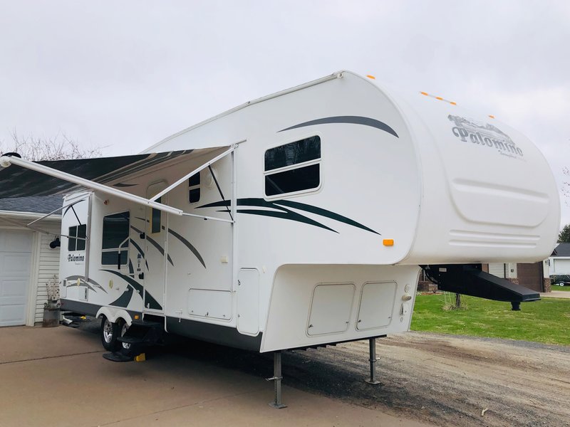 2010 Palomino Thoroughbred 829RK, 5th Wheels RV For Sale By Owner in