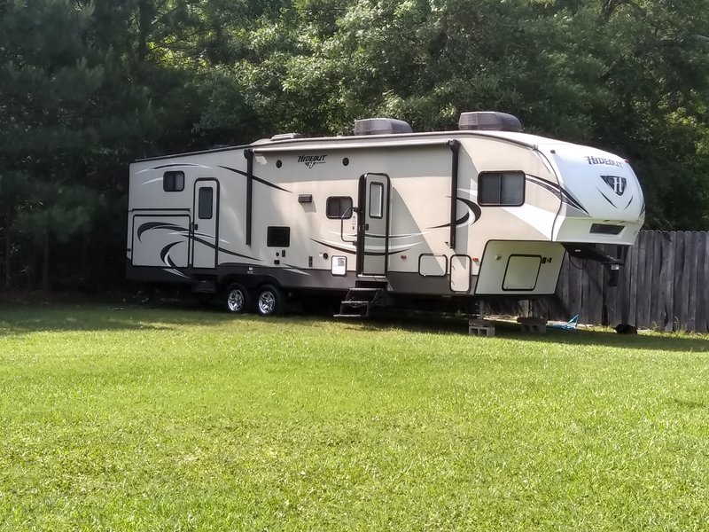 2016 Keystone Hideout 308BHDS, 5th Wheels RV For Sale By Owner in Lake