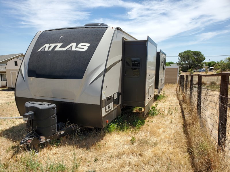 2019 Dutchmen Atlas 3302RL, Travel Trailers RV For Sale By Owner in