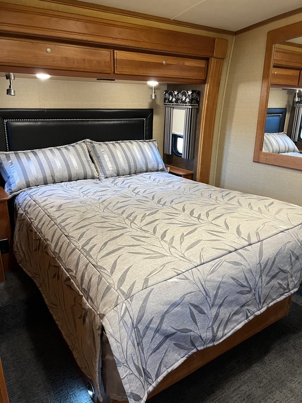 2013 Dynamax Grand Sport 390, Class C RV For Sale By Owner in Yuma