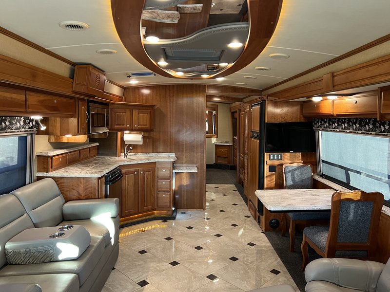 2013 Dynamax Grand Sport 390, Class C RV For Sale By Owner in Yuma