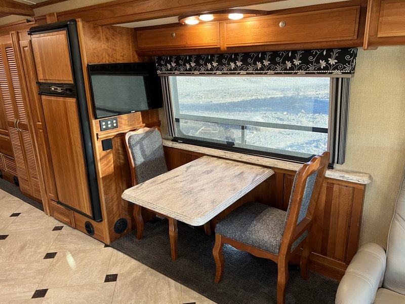 2013 Dynamax Grand Sport 390, Class C RV For Sale By Owner in Yuma