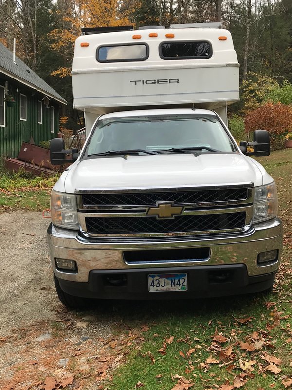 2011 Provan Tiger Bengal Tiger, Truck Campers RV For Sale By Owner in