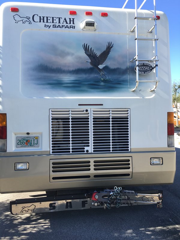 2003 Safari Cheetah 3312, Class A Diesel RV For Sale By Owner in Stuart, Florida