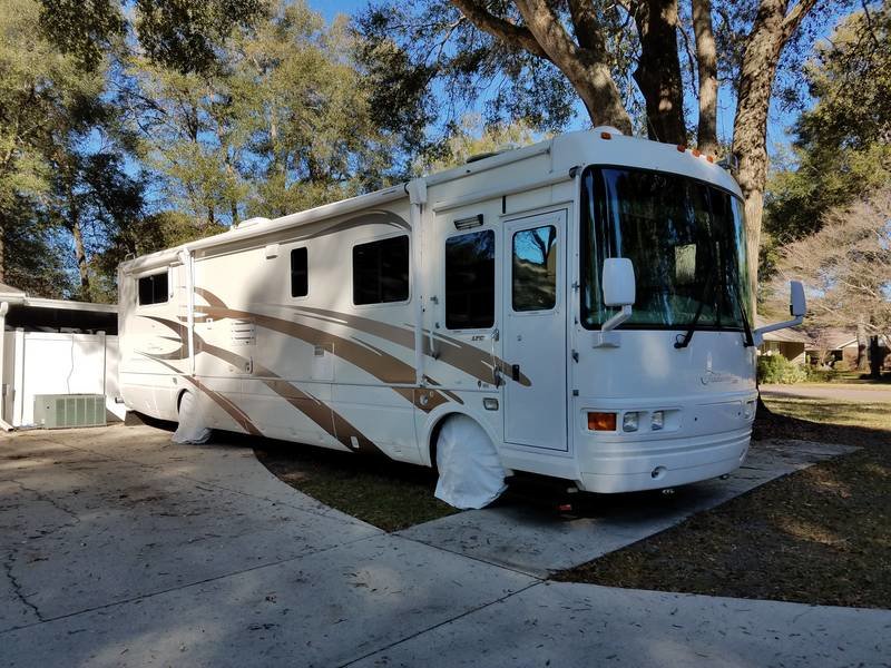 2001 National RV Tradewinds LTC 7390, Class A Diesel RV For Sale By