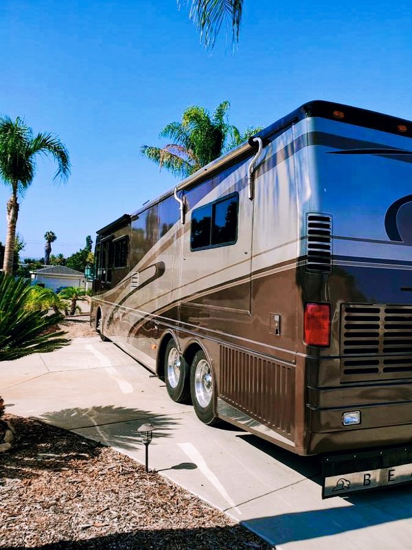 2005 Beaver Patriot Lexington, Class A Diesel RV For Sale By Owner in Hinckley, Minnesota