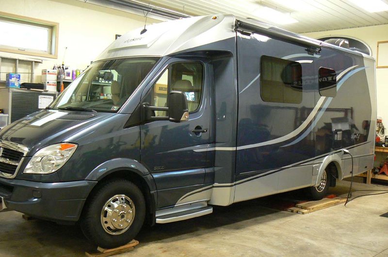 2010 leisure travel unity u24mb