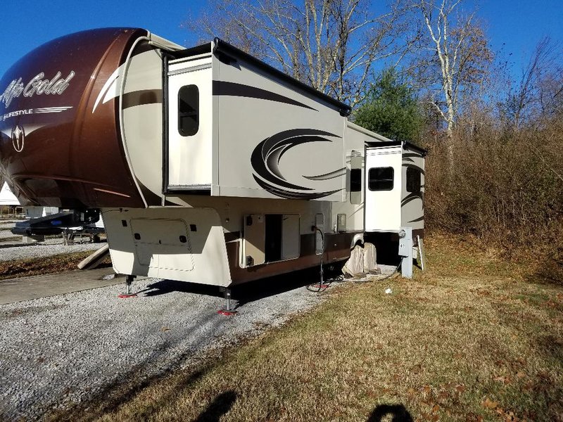 Alfa Gold Fifth Wheel For Sale By Owner