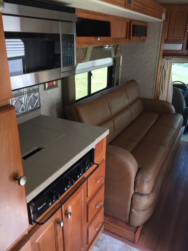 2006 Gulf Stream BT Cruiser 5291, Class B+ RV For Sale By Owner in Troy