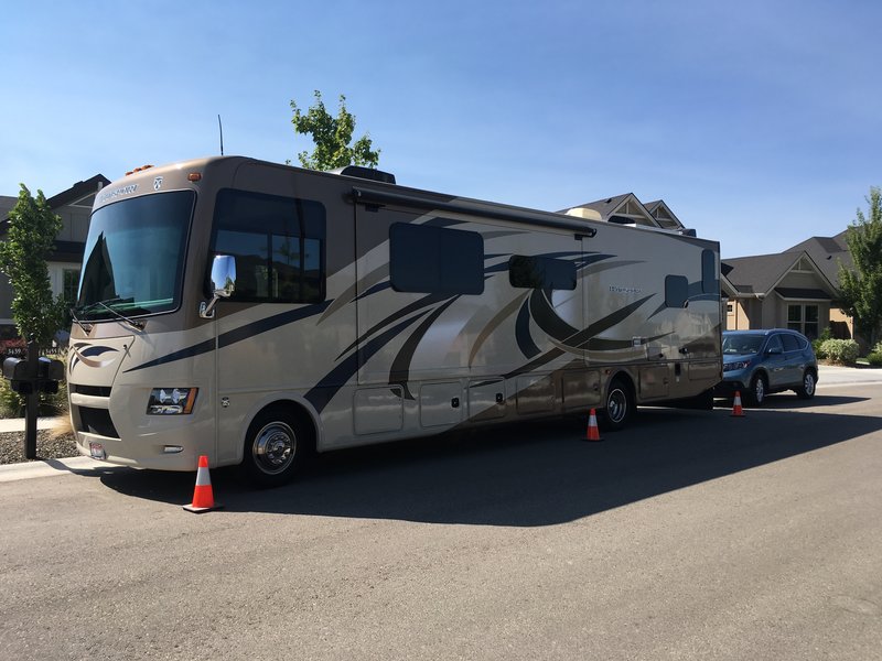 2016 Thor Motor Coach Windsport 35C, Class A Gas RV For Sale By Owner