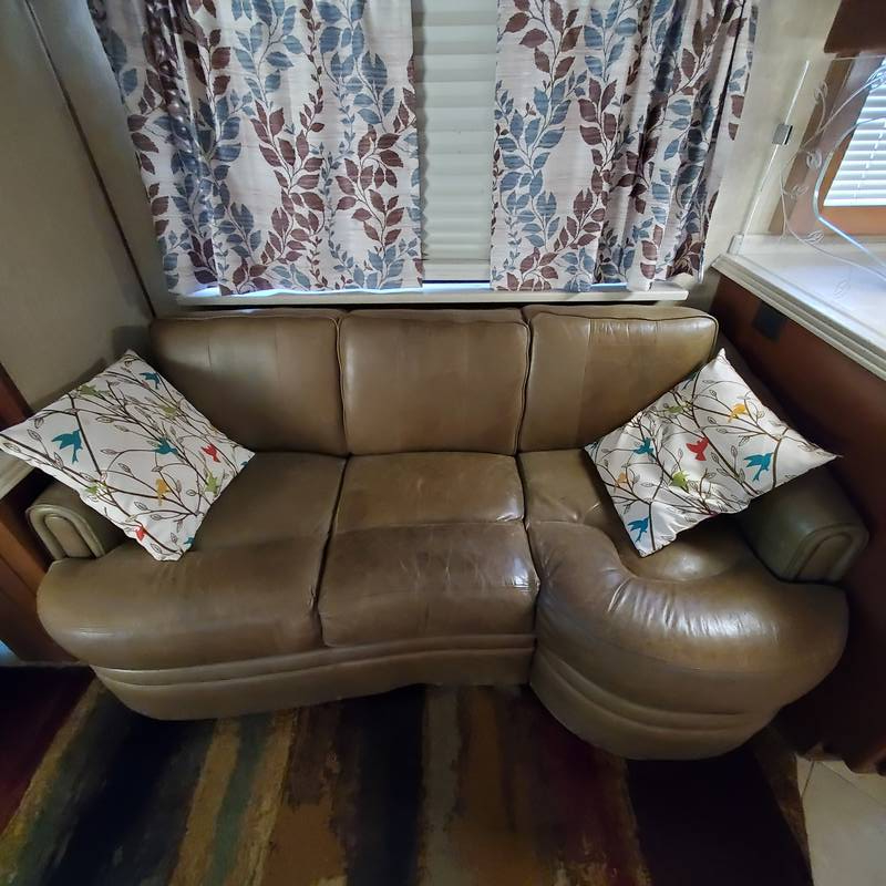 2007 Monaco Dynasty Emperor IV, Class A Diesel RV For Sale By Owner