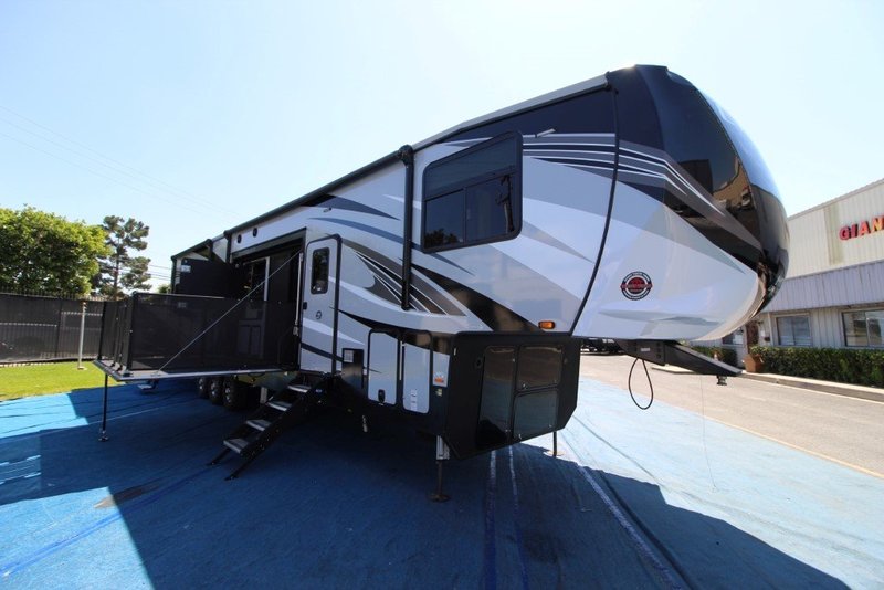 2019 Heartland Cyclone HD Edition 4270, 5th Wheels RV For Sale By Owner ...