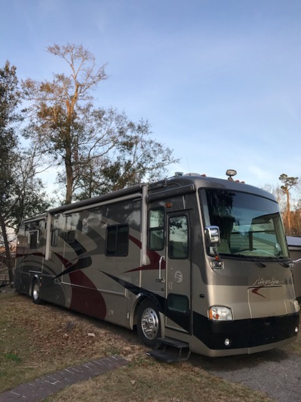 2005 Tiffin Allegro Bus 40QDP, Class A Diesel RV For Sale By Owner in Gautier, Mississippi