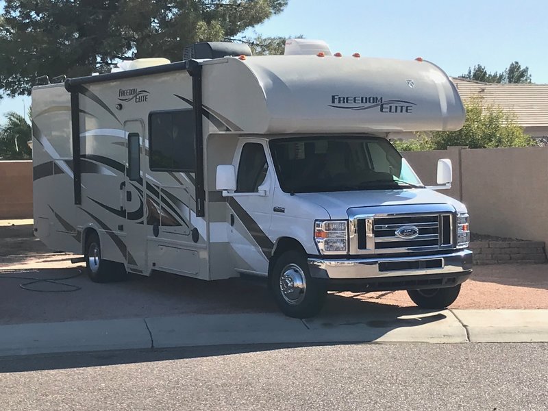 2016 Thor Motor Coach Freedom Elite 29FE, Class C RV For Sale By Owner in Glendale, Arizona 2016 Thor Motor Coach Freedom Elite 29fe