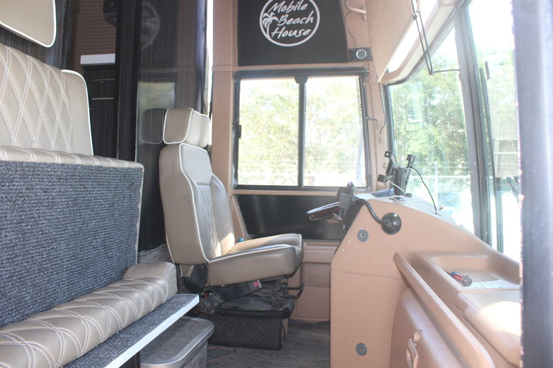 1999 Van Hool T2145, Bus Conversions RV For Sale By Owner in Deland