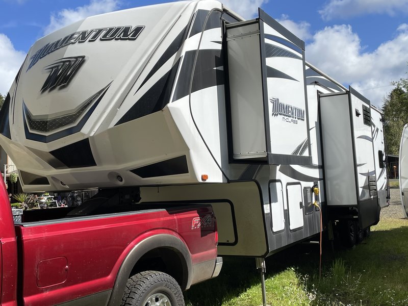2017 Grand Design Momentum MClass 388M, Toy Haulers 5th Wheels RV For