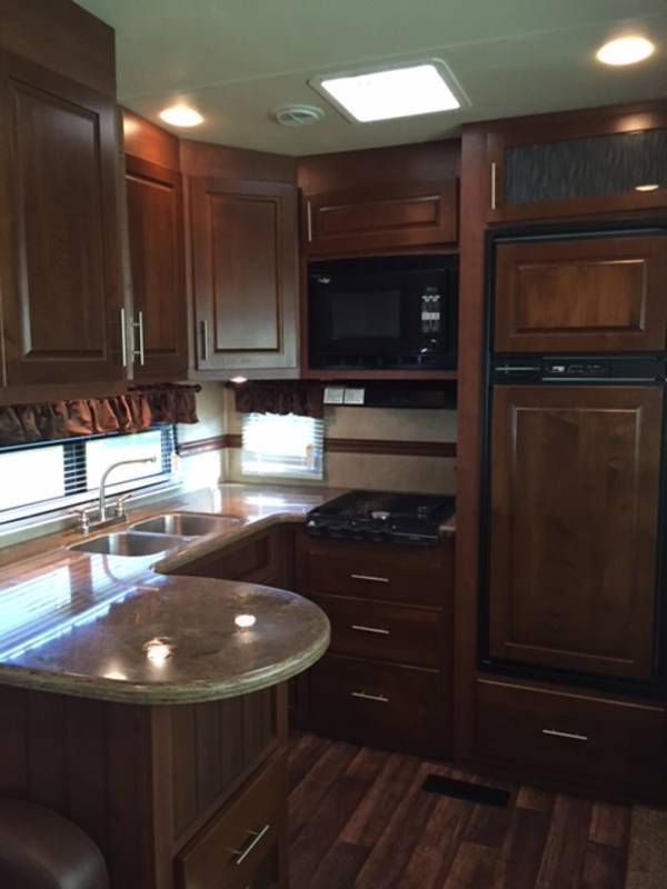 2012 Dutchmen Komfort 2920frk 5th Wheels Rv For Sale By Owner In