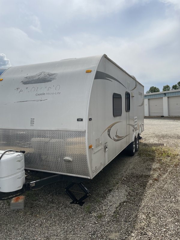 2011 Palomino Palomino UltraLite Gazelle 230, Travel Trailers RV For Sale By Owner in