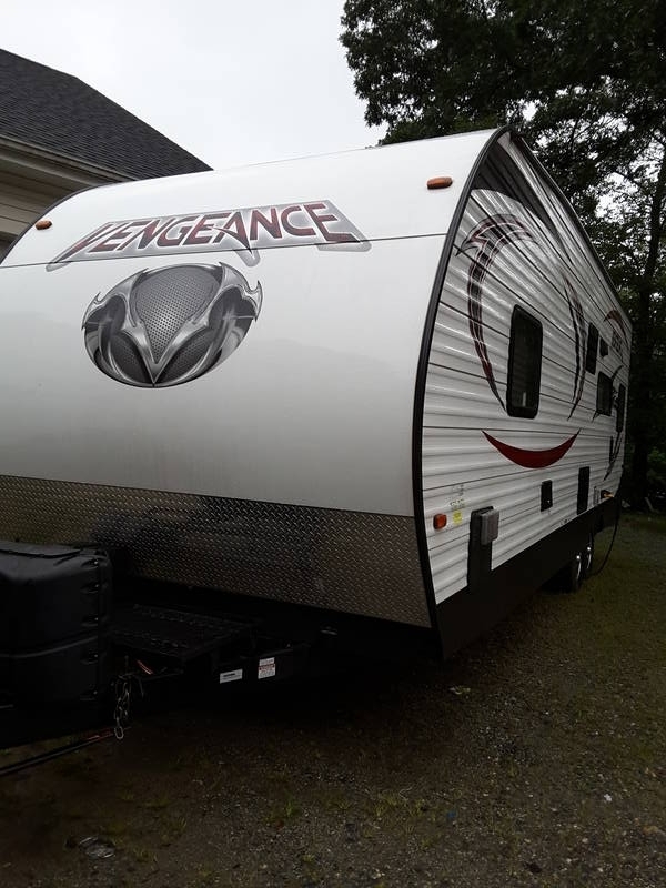 2015 Forest River Vengeance 25V, Toy Haulers Travel Trailers RV For