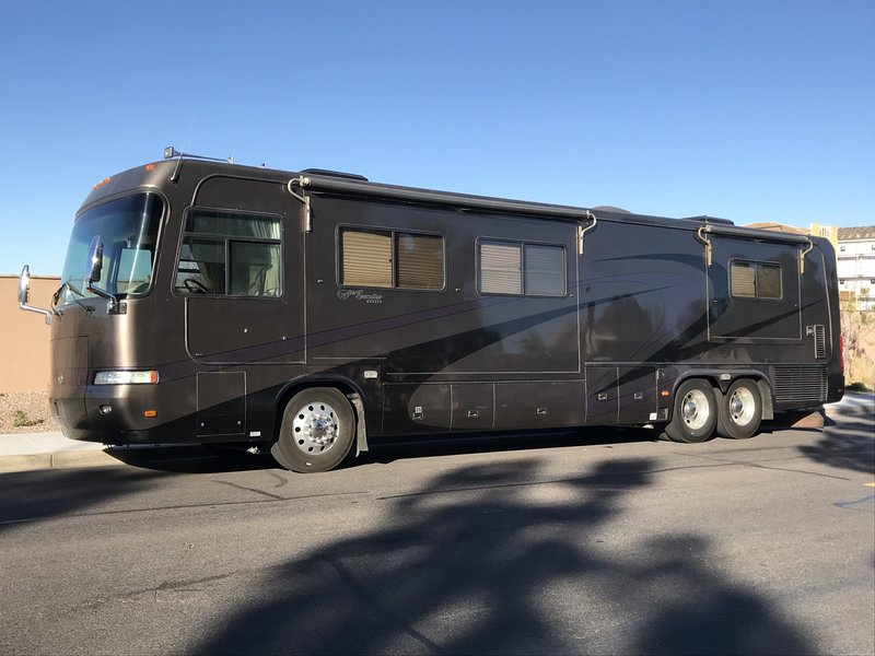 2003 Monaco Executive 40PBT, Class A Diesel RV For Sale By Owner in