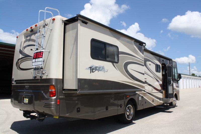 2007 Fleetwood Terra LX 34N, Class A Gas RV For Sale By Owner in Cape