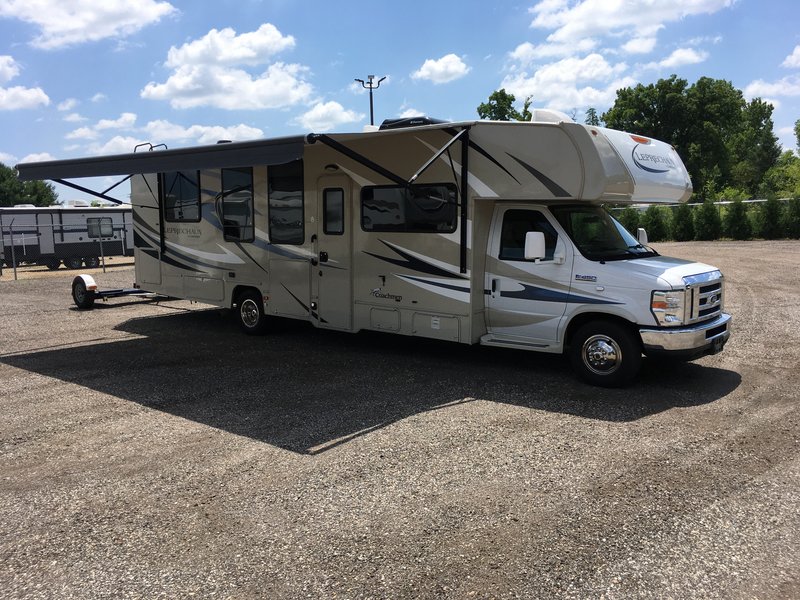 2015 Coachmen Leprechaun 317SA, Class C RV For Sale By Owner in Dewitt ...