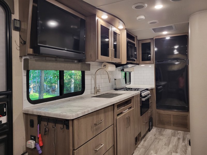2023 Grand Design Imagine XLS 17 MKE, Travel Trailers RV For Sale By Owner in Mineola, Texas