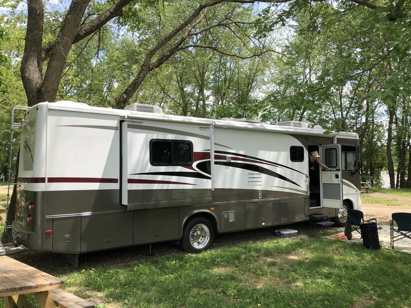 2006 Forest River XL 370TS, Class A Gas RV For Sale By Owner in Lagrange, Kentucky