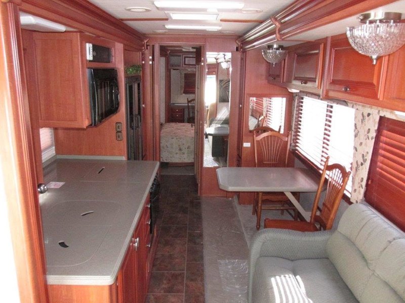 2007 Rexhall RexAir, Class A Gas RV For Sale By Owner in Chilliwack