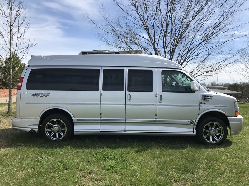 2014 GMC Savanna 2500 1GDW7LCG4E1110685, Conversion Van RV For Sale By