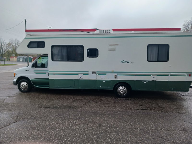 2001 Gulf Stream Conquest Ultra GT, Class C RV For Sale By Owner in