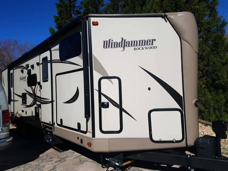 2016 Forest River Rockwood Windjammer 3006WK, Travel Trailers RV For