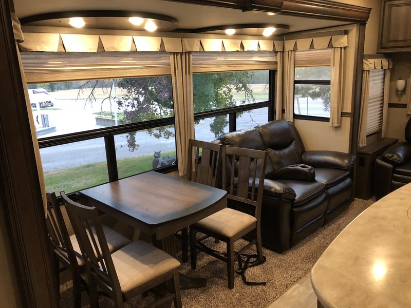 2016 Grand Design Solitude 377MB, 5th Wheels RV For Sale By Owner in