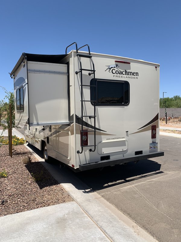 2018 Coachmen Freelander, Class C RV For Sale By Owner in Surprise ...