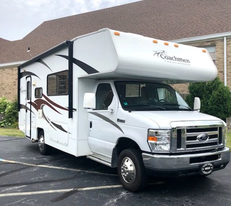 2010 Coachmen Freelander 23, Class C RV For Sale By Owner in Fort Wayne ...