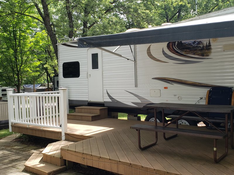 2013 Forest River Wildwood DLX 39FDEN, Park Models RV For Sale By Owner