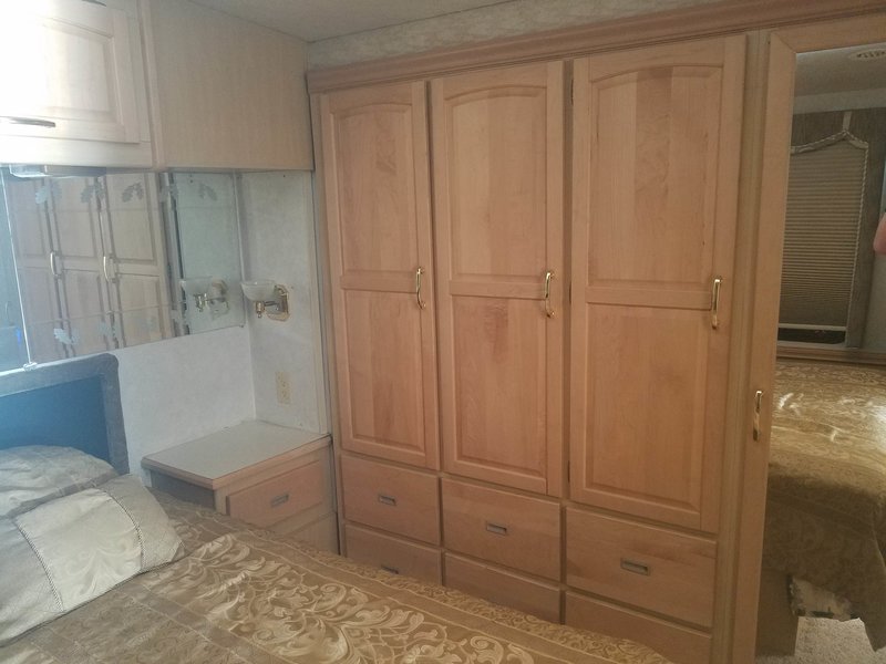 2001 Itasca Horizon IKP36LD, Class A Diesel RV For Sale By Owner in