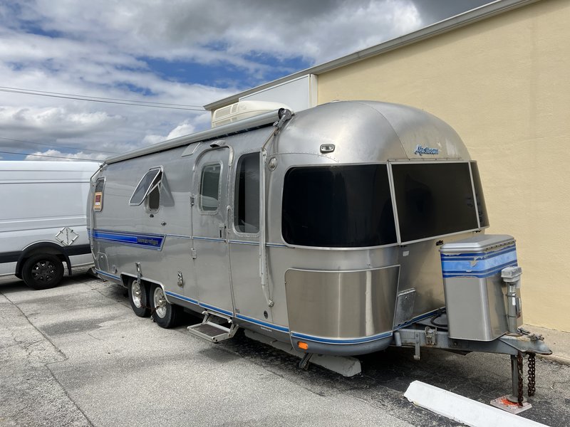1986 Airstream Sovereign special 25, Travel Trailers RV For Sale By