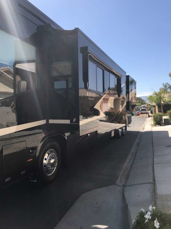 2009 Monaco Signature Cambridge IV, Class A Diesel RV For Sale By