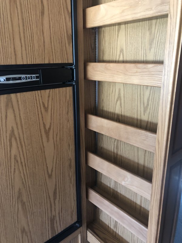 Used 2000 Winnebago Brave 33V for Sale by Owner in Owatonna, Minnesota