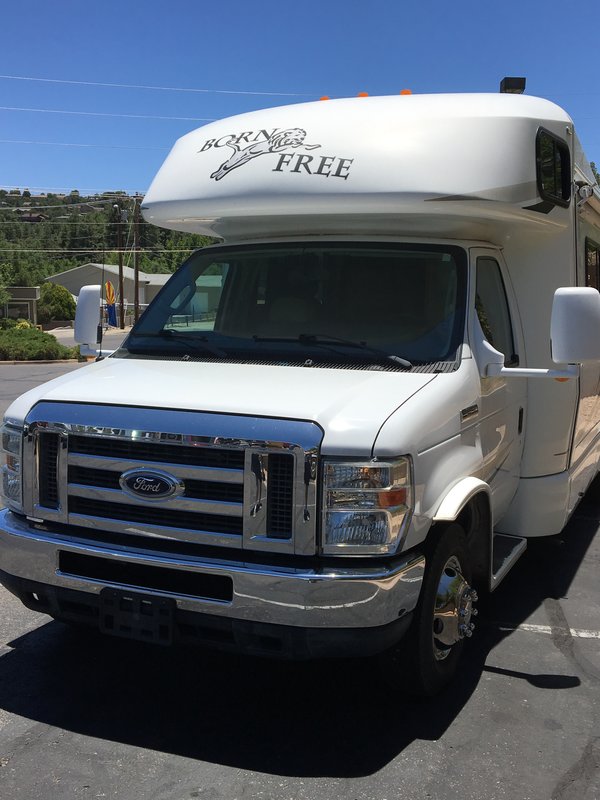 2011 Born Free Safest RV with Roll Bars Throughout / 25ft. Rear Bath
